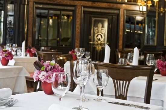 Cafe Astoria Restaurant